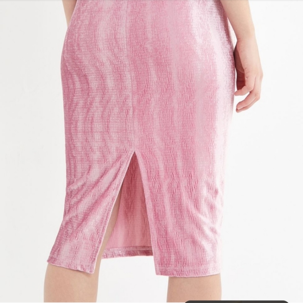 UO Kimmy Velvet High-Rise Pink Midi Skirt size XS - Picture 12 of 13